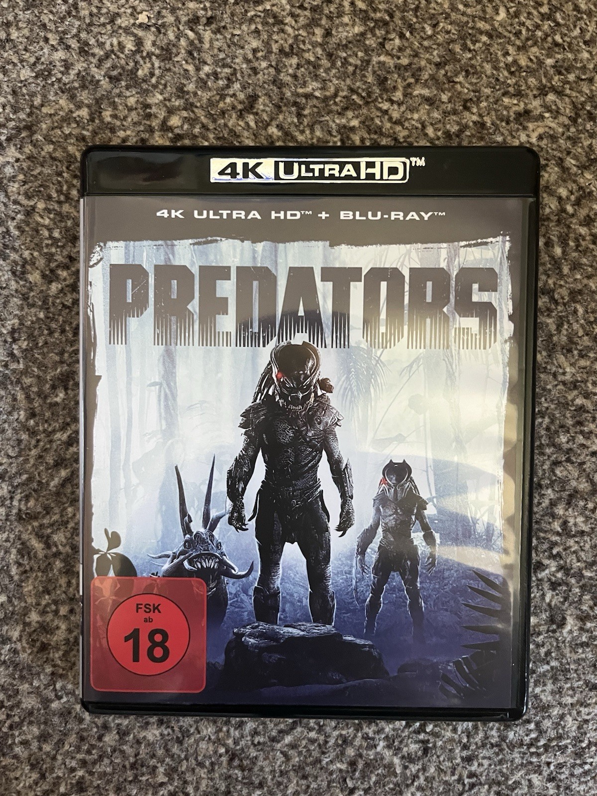 Predators [15] 4K UHD German Import English Audio, New Not Sealed, Fast Postage