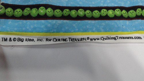 Quilting Treasures Fabric Veggie Tales 1 1/2 yds 100% Cotton Vibrant Multicolor - Picture 4 of 4