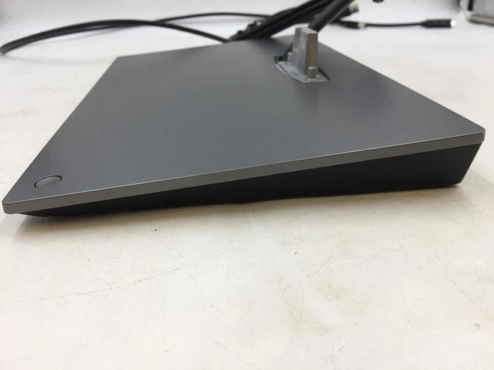 Dell KGF9W 0KGF9W DS1000 USB-C Docking Station w/o Monitor Stand FREE S/H - Image 4 of 4