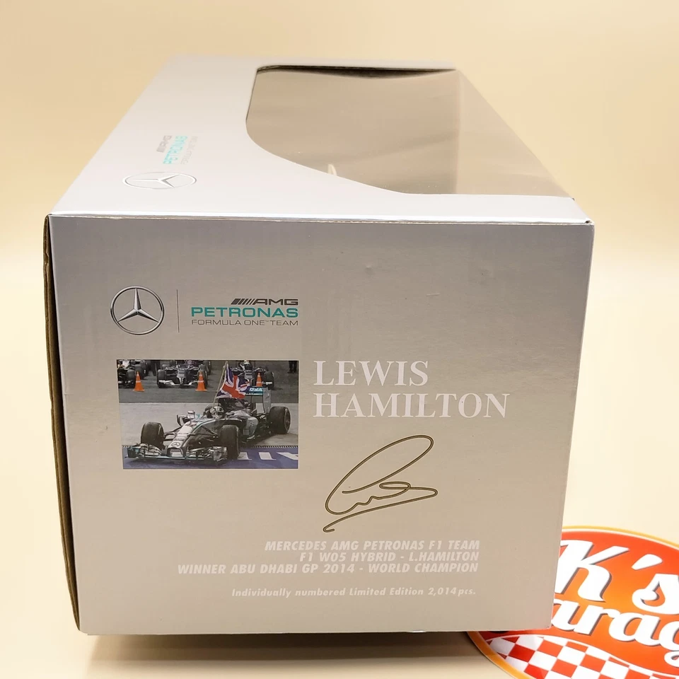 MINICHAMPS 1/18 Mercedes Petronas W05 L. Hamilton Abu Dhabi 2014 FLAG 110140544 - Image 2 of 4