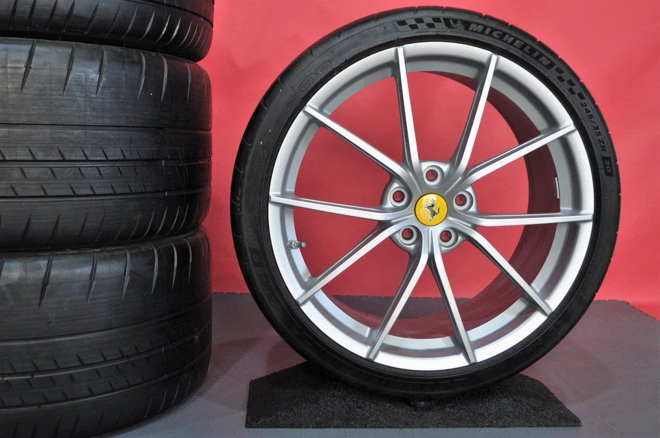 Original Ferrari 488 Pista Sommerräder Nürburgring Silber Michelin Cup 2 R RDKS - Bild 2 von 4