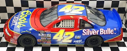 Ertl 1/18 Scale Diecast 7866 - Pontiac Cools Light Grand Prix #42 Blue/Red - Picture 4 of 5