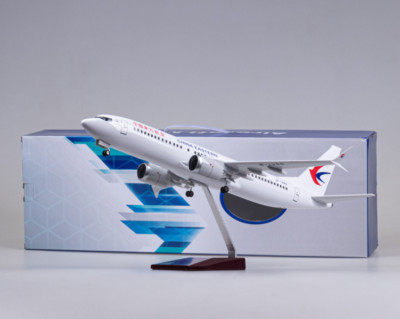 1:85 47CM China Eastern BOEING 737 MAX Passenger Plane Landing gear  Resin Model
