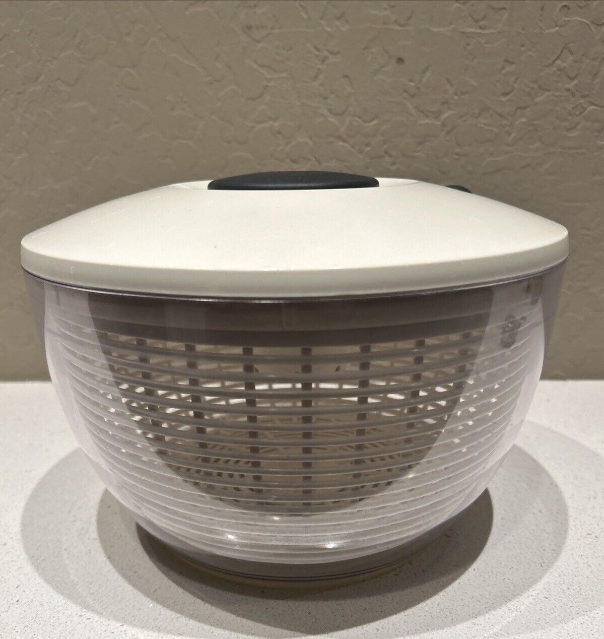 Oxo Good Grips 10-Inch Clear Salad Spinner with White Lid, Effortless Greens Dryer-image