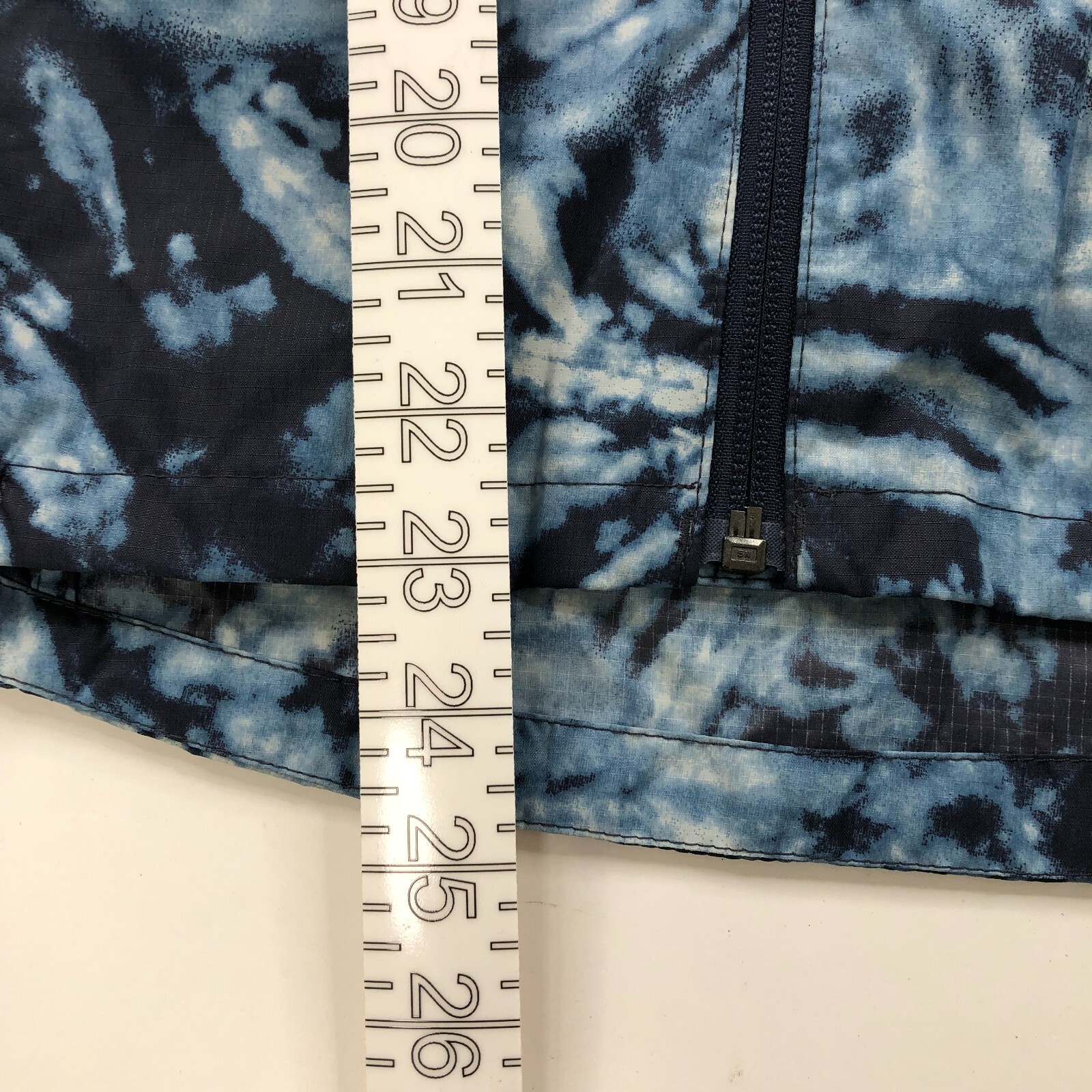 Picture 4 of 12