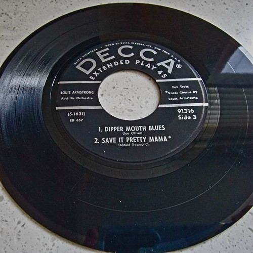 Louis Armstrong - Dipper Mouth Blues / Save It Pretty Mama - 1950s Import 7" - Picture 4 of 4