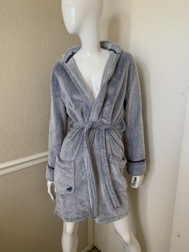 PJ SALVAGE Blue/Gray Hooded Plush Furry Short Robe Sz XS - Picture 4 of 7