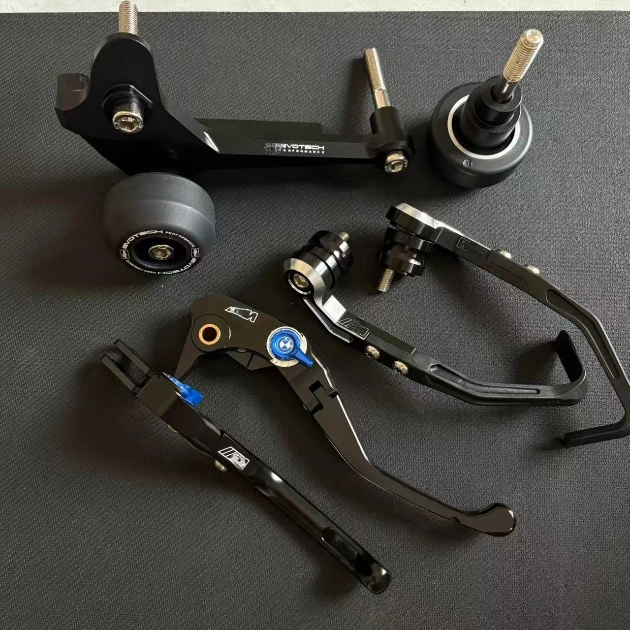 Unbranded Clutch Lever Youyin &ndash; Aluminum Vintage Part: No Placement on Vehicle: Left, Right Brand: Unbranded Type: Hand Brake Lever OE/OEM Part Number: 1 Manufacturer Warranty: 6 Months &ndash; Fits BMW break and clutch lever Frame slider Frame Protectors set