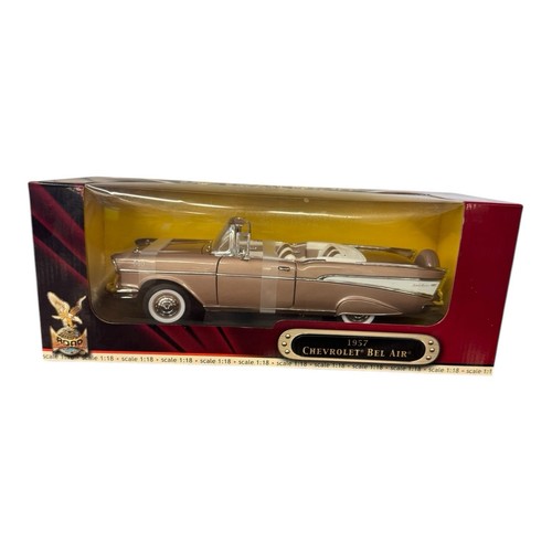 Yat Ming Deluxe Edition 1957 Chevrolet Bel Air Convertible Die Cast Metal 1:18 - Picture 1 of 4