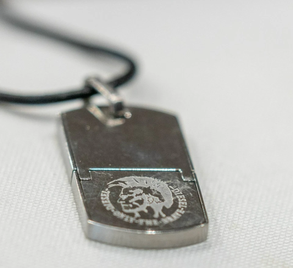 Diesel Collar Hombre Only the Brave Cuero Negro En lugar de Cadena 23" Foto 2 de 2