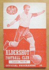 ALDERSHOT v Accrington Stanley 1961/1962 *Fußballprogramm guter Zustand*