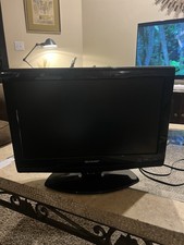 SHARP Liquid Crystal TV 18 Gamer Television LC-19SB27UT Remote TESTED