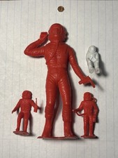 4 MPC Marx Spaceman Astronaut Red Plastic Vtg 1960s Space Playset NASA Clean