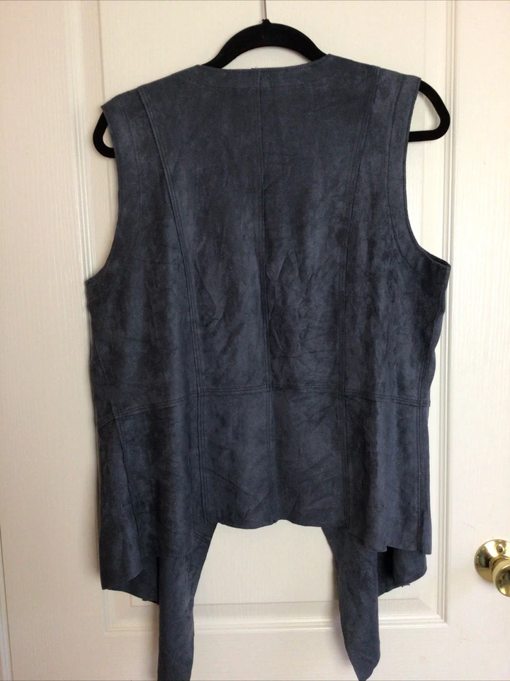 logo by lori goldstein Grey faux suede cascade front stretch Vest L - Image 4 of 4