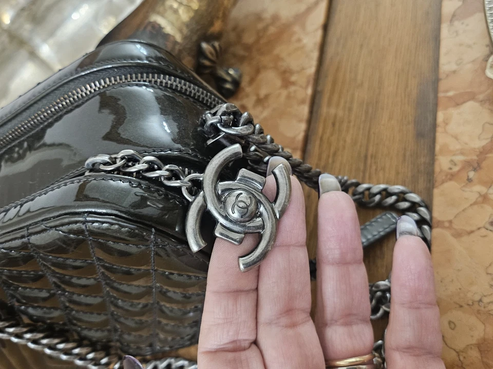 Chanel Boy, foto 2 di 5