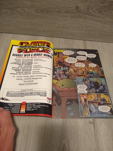 IMAGE COMICS CYBER FORCE #5 "Ripclaw takes on the gunmen" Bagged & Boarded CA - Picture 3 of 7