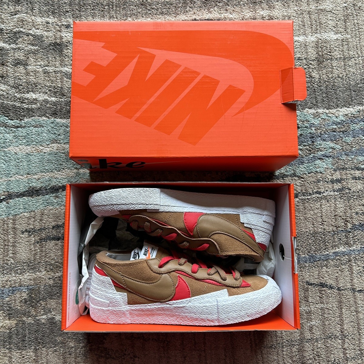 NIB New Men's Nike x Sacai British Tan Red Blazer Low Shoes