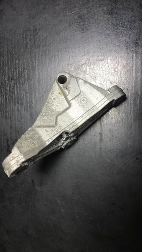 BMW 5 (F10, F11) 2012 Kraftstoffpumpenhalter 7810698