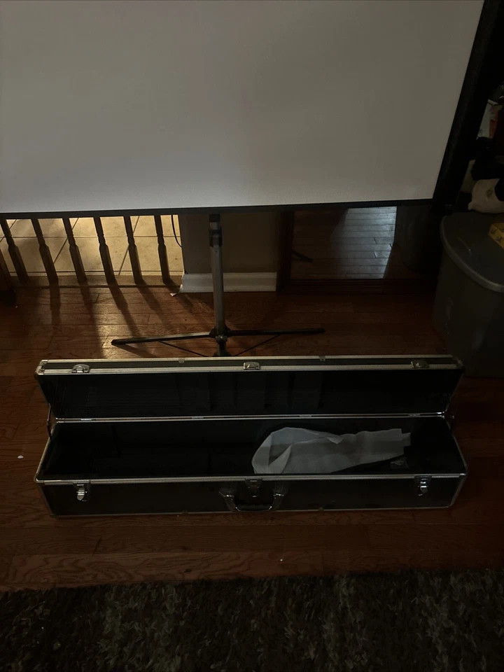 EPSON | Projector Screen (52X41 IN) With Lock Box - Image 2 of 3