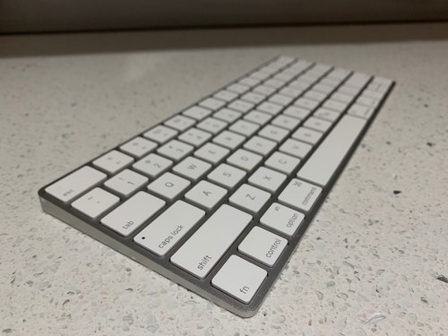 Apple Magic Keyboard 2- A1644 (MLA22B/A) Wireless Bluetooth - US English Layout - Picture 8 of 12