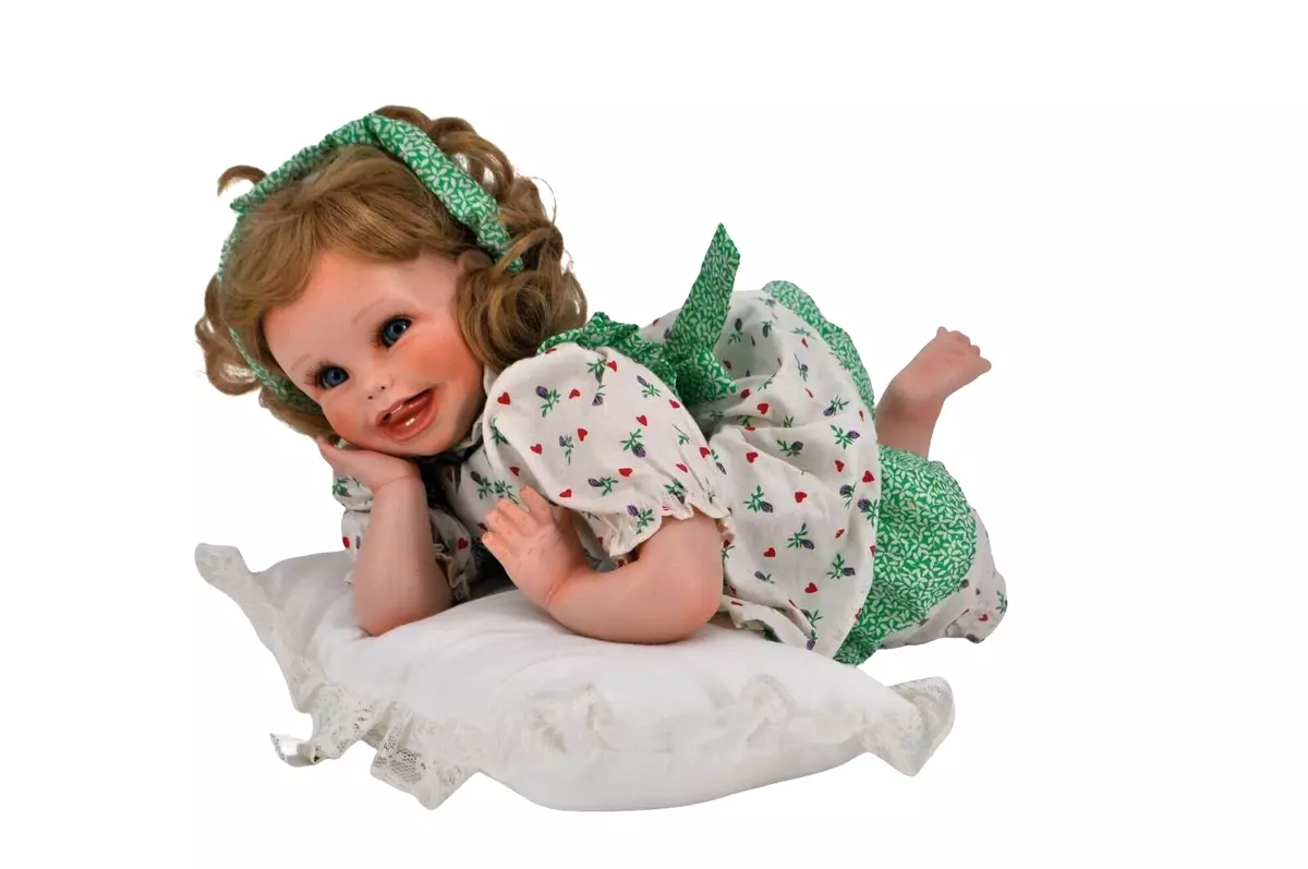 1992 Heritage Dolls The Hamilton Collection