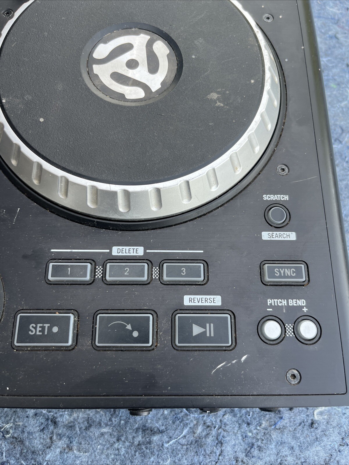 Numark IDJ PRO controller W/Case (Missing Power Cord) Parts only ,UNTESTED