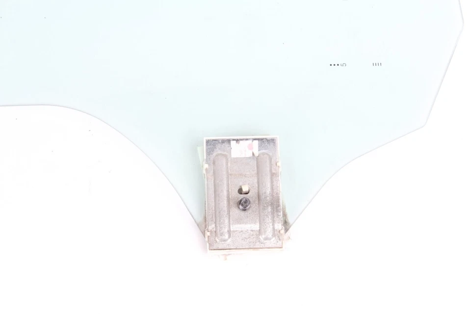 Оригинальное стекло на окно передней левой водительской двери для родстера BMW Z4 E85 03–08 годов выпуска - Изображение 2 из 4