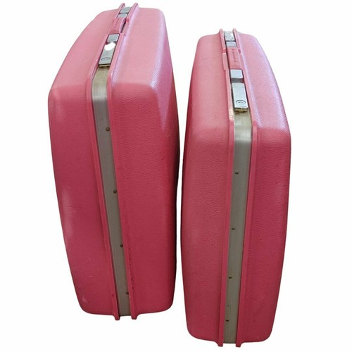 Hot Pink Samsonite Saturn Suitcase Set 