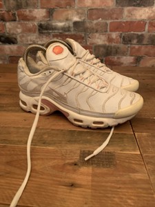 white tns size 5