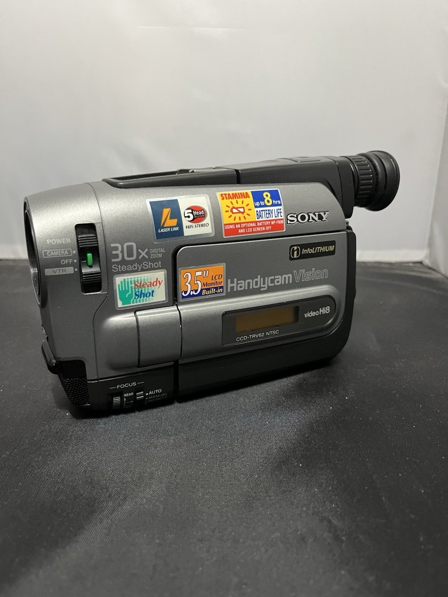 Sony Handycam Vision CCD-TRV82 Hi8 Camcorder 8x Optical 30x