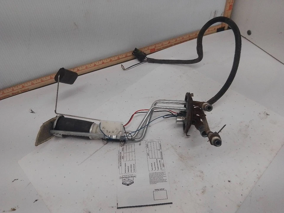 Топливный насос в сборе для бензиновых двигателей 96-97 Chevrolet Suburban 1500 11574086 - Изображение 4 из 4