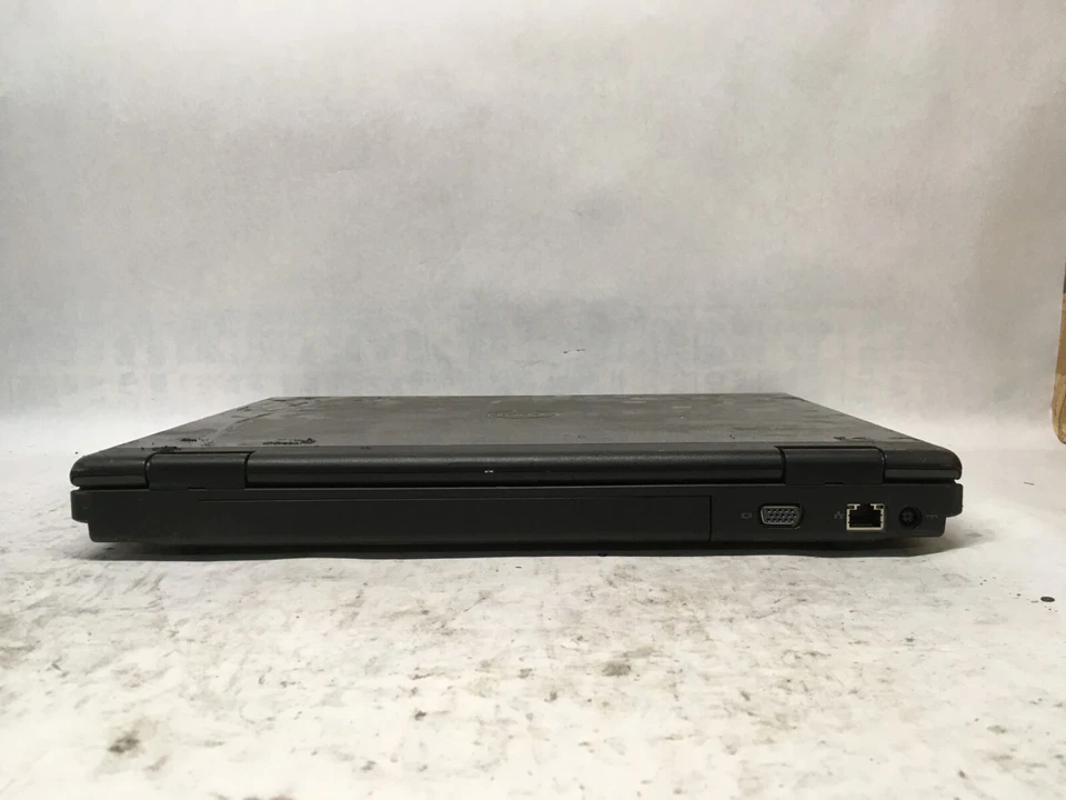 Dell Vostro 1510 14" [FOR PARTS] Intel Core 2 Duo @ 1.8 GHz - JZ - Image 4 of 4