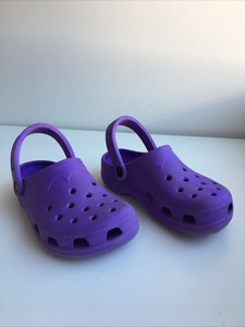kids crocs size 4