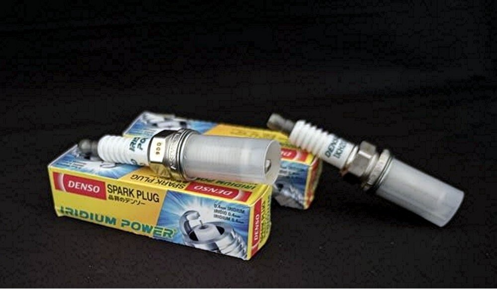 Denso 5344 IKH20 Iridium Power Spark Plug, 2 Packs 