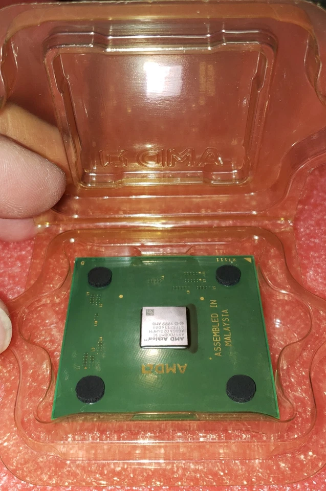 AMD Athlon XP AX1700DMT3C 1700+ - Image 3 of 3