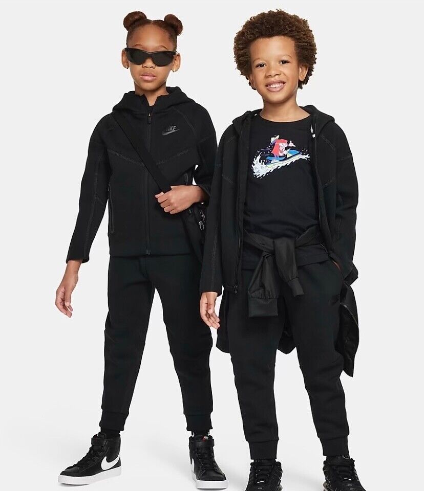 NIKE NSW TECH FLEECE FULL-ZIP LITTLE KIDS SET 86L050-(023 NIKE NSW TECH FLEECE FULL-ZIP LITTLE KIDS SET 86L050-(023