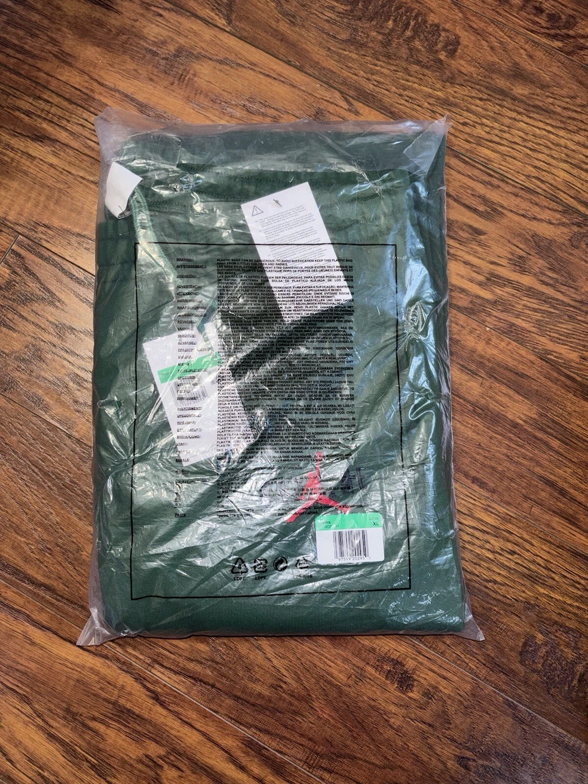 Pantalon de survêtement vert Supreme/Jordan FW24, état : neuf, taille : L