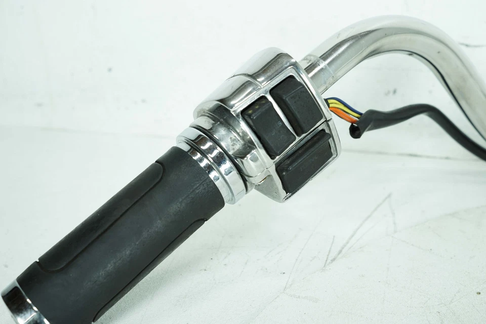 Manillar Harley Touring Road King 95 OEM y controles de faros de señal de giro izquierda Foto 2 de 4