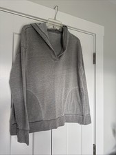 Women  s Large Gray Hoodie Sweatshirt