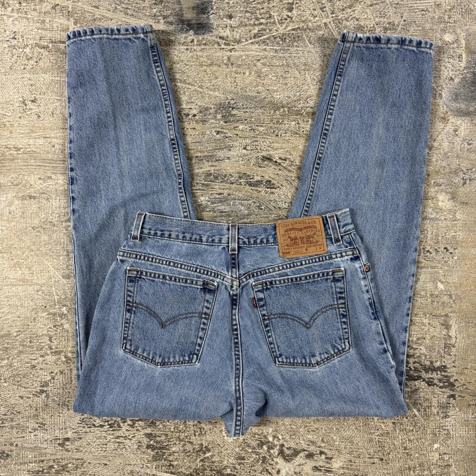 Womens Vintage 90s USA Made Levis 550s Tapered Leg Relaxed Fit Denim Jeans