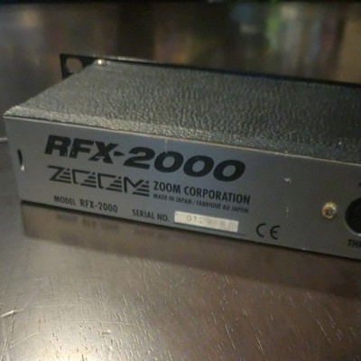 USED ZOOM RFX-2000 Digital Reverb Guitar 1U Rack Unit Multi