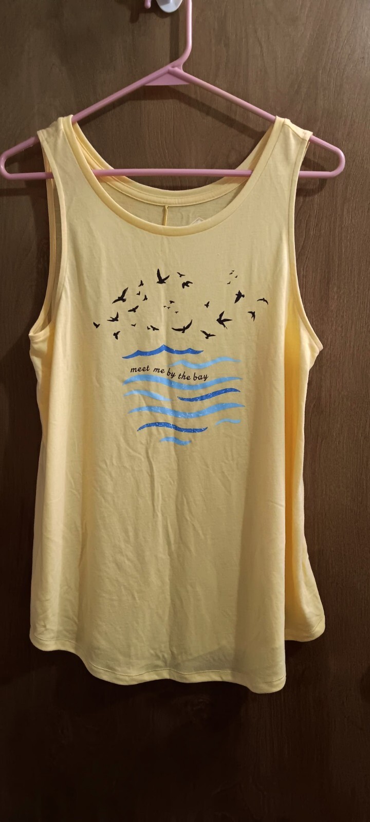 Woman's St. John's Bay Tank Top  Summer Shirt Size Medium New