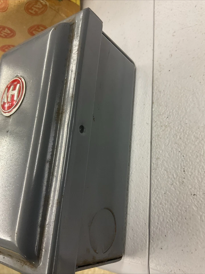 Relé Arrow Hart tipo R con carcasa - MR20, bobina V 220, CY 60 - ECS Foto 4 de 4