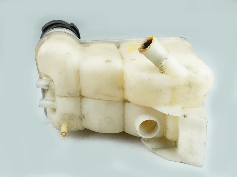 2000 - 2004 Land Rover Discovery Coolant Reservoir Bottle Fluid Tank Unit Oem Foto 2 de 4