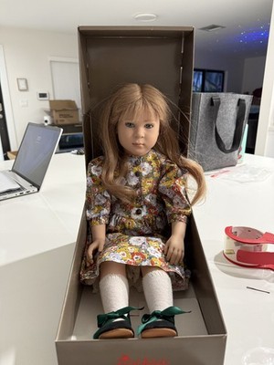 Sigikid Margali Sabine Esche Artist 24'' Vinyl Doll 28160 German USED 258/1500
