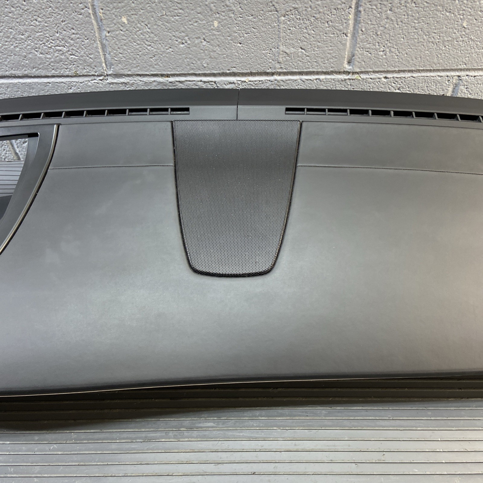 2017-2023 Rolls Royce Dawn RR6 Dashboard Instrument Panel Leather OEM *NOTE*