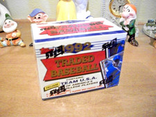 1992 Topps Traded Baseball Factory Sealed Set Jason Varitek, Nomar (RC)