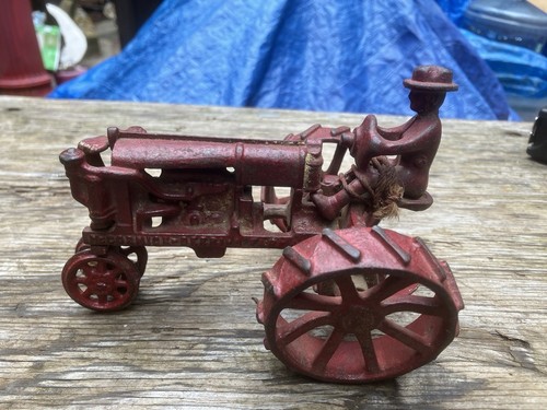 1930's Vintage Arcade McCormick Deering Farmall Cast Iron Tractor Partly Broken