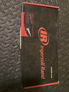 Ingersoll-Rand 313A Heavy Duty 7" Angle PNUEMATIC Sander