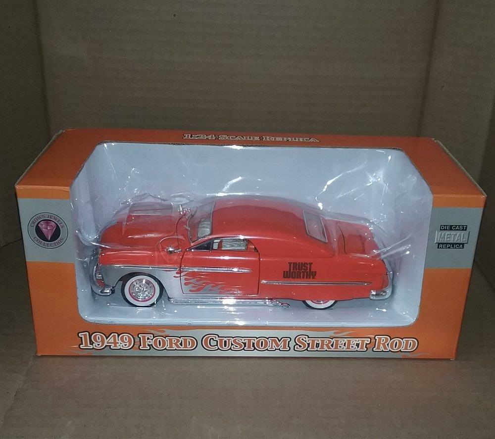 Crown Premiums Die Cast Replica 1949 Ford Custom Street Rod 124 Scale